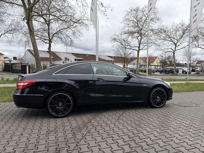 Gebraucht Mercedes E300 252 PS (185 kW) 2011 Schwarz Coupé