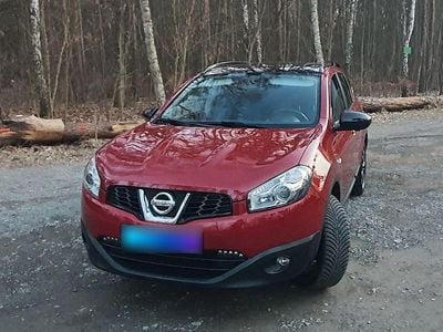 Gebraucht Nissan Qashqai +2 360º 117 PS (86 kW) 2014 Rot SUV