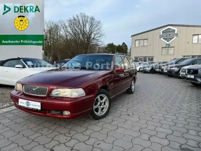 Używany Volvo V70 170 KM (125 kW) 1999 Czerwony Kombi