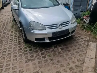 Gebraucht VW Golf V 75 PS (55 kW) 2004 Silber Kleinwagen