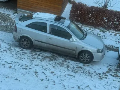 Gebraucht Opel Astra 125 PS (91 kW) 2003 Silber Kleinwagen