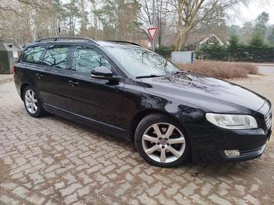 Gebraucht Volvo V70 Kinetic 181 PS (133 kW) 2016 Schwarz Kombi