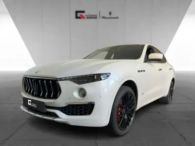 Usata Maserati Levante GranLusso 349 CV (256 kW) 2021 Bianco SUV