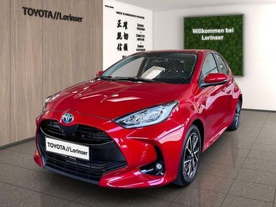Gebraucht Toyota Yaris Hybrid Team 116 PS (85 kW) 2022 Rot Limousine