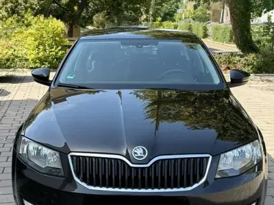 Gebraucht Skoda Octavia Ambition 150 PS (110 kW) 2014 Schwarz Kombi