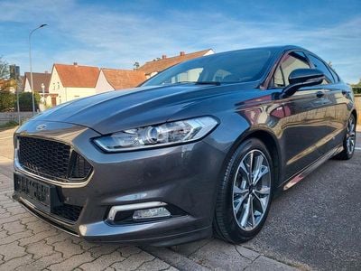 Gebraucht Ford Mondeo ST-Line 209 PS (153 kW) 2017 Grau Limousine