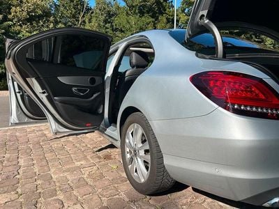 Mercedes C200