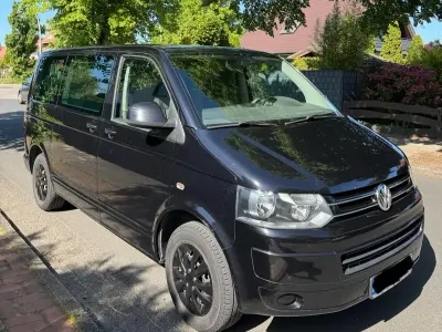 Gebraucht VW Caravelle 102 PS (75 kW) 2011 Schwarz Van