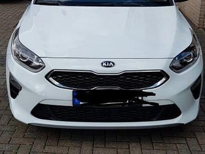 Second-hand Kia Ceed Sportswagon Vision 140 CP (102 kW) 2019 Alb Break