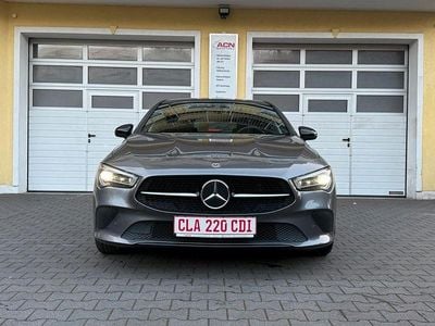 Gebraucht Mercedes CLA220 Shooting Brake 190 PS (139 kW) 2021 Grau Kombi