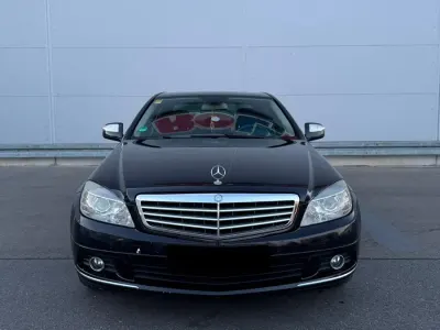 Gebraucht Mercedes C230 204 PS (150 kW) 2007 Schwarz Limousine