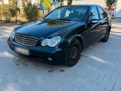 Gebraucht Mercedes C180 Classic 143 PS (105 kW) 2004 Schwarz Limousine