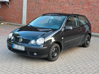 Gebraucht VW Polo 64 PS (47 kW) 2002 Schwarz Kleinwagen