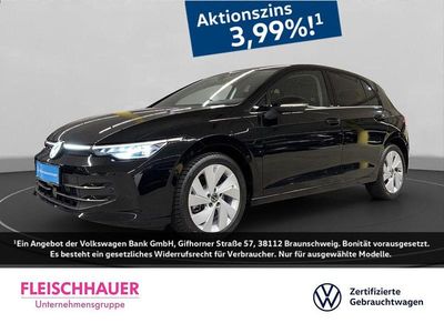 Schwarz Gebraucht 2024 VW Golf Style Limousine | 35.550 €