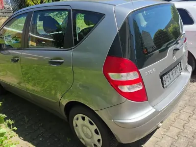 Używany Mercedes A160 82 KM (60 kW) 2007 Szary Sedan/Limuzyna