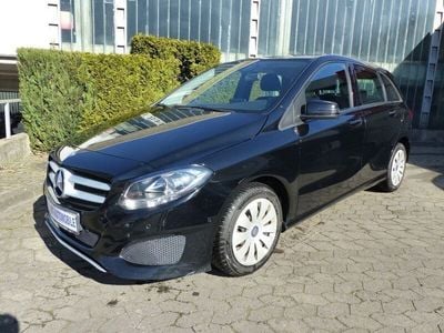 Gebraucht Mercedes B180 109 PS (80 kW) 2016 Schwarz Van / Kleinbus