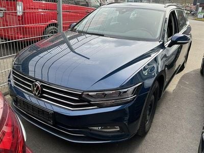 Usata VW Passat Business 150 CV (110 kW) 2021 Blu Station wagon