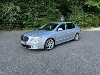 Gebraucht Skoda Superb Elegance 260 PS (191 kW) 2008 Silber Limousine