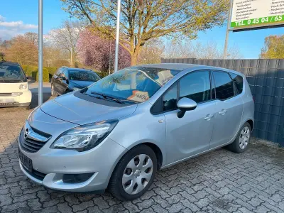 Usado Opel Meriva 105 HP (77 kW) 2015 Monovolume