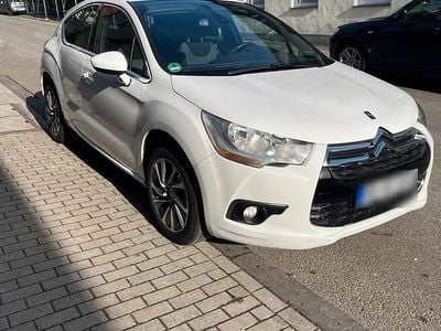 Gebraucht Citroën DS4 Chic 120 PS (88 kW) 2012 Weiß Kleinwagen