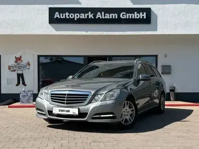 Gebraucht Mercedes E220 170 PS (125 kW) 2011 Silber Limousine