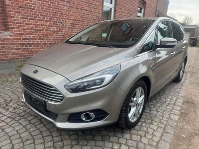 Gebraucht Ford S-MAX Titanium 150 PS (110 kW) 2017 Beige Van / Kleinbus