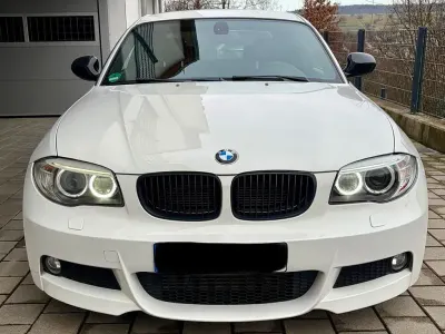 Usata BMW 120 Performance 177 CV (130 kW) 2012 Bianco Utilitaria