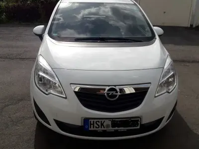 Używany Opel Meriva Active 140 KM (102 kW) 2013 Biały Minivan