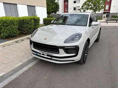 Porsche Macan S