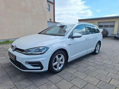 Usata VW Golf VII R-line 150 CV (110 kW) 2019 Bianco Station wagon