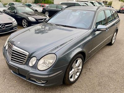 Gebraucht Mercedes E200 Avantgarde 136 PS (100 kW) 2009 Grau Kombi