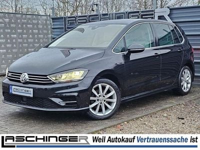 Schwarz Gebraucht 2017 VW Golf Sportsvan R-line Van / Kleinbus | 12.980 € (Fairer Preis)