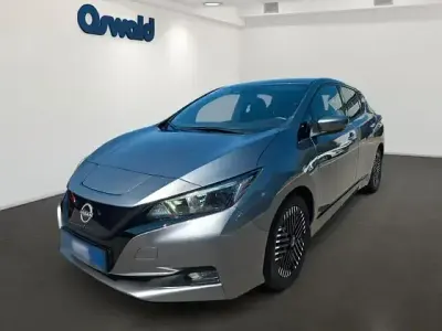 Gebraucht Nissan Leaf N-Connecta 110 kW (150 PS) 2023 Grau Kleinwagen