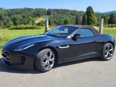 Usata Jaguar F-Type 300 CV (220 kW) 2018 Nero Cabrio