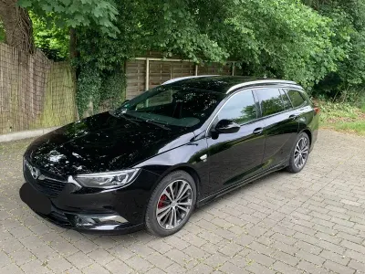 Gebraucht Opel Insignia Country Tourer Dynamic 165 PS (121 kW) 2019 Schwarz Kombi