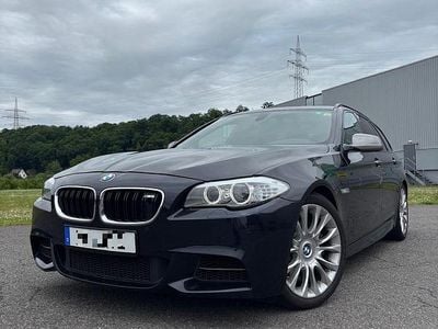 BMW M550