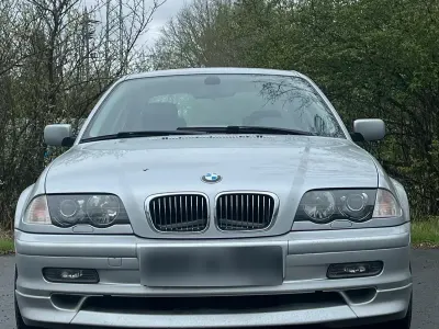 Gebraucht BMW 323 170 PS (125 kW) 1998 Silber Limousine