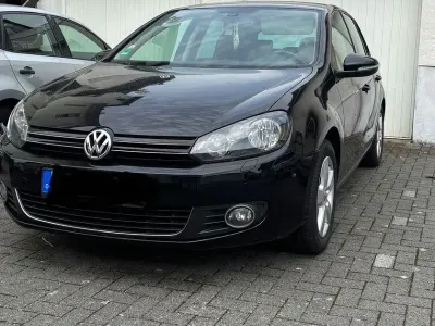 Gebraucht VW Golf VI Team 86 PS (63 kW) 2010 Schwarz Kleinwagen