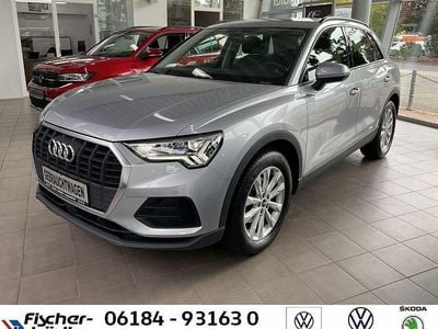 Florettsilber (metallic) Gebraucht 2022 Audi Q3 SUV | 29.450 € (Superpreis)
