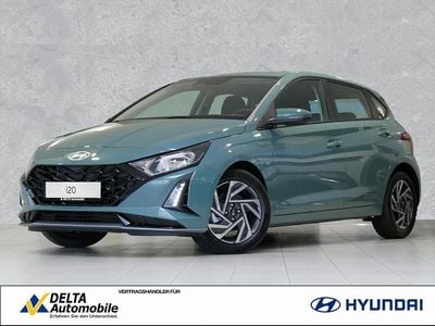 Mangrove green / mic Neu 2026 Hyundai i20 Trend Limousine | 21.590 € (Guter Preis)