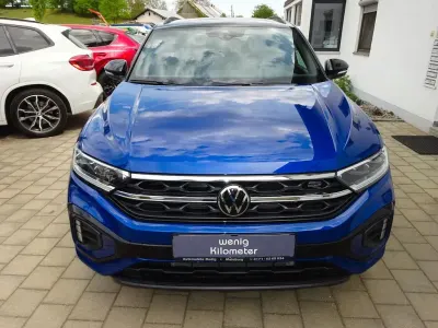 Second-hand VW T-Roc R-line 150 CP (110 kW) 2023 Albastru SUV
