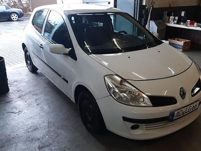 Gebraucht Renault Clio II 2008 Weiß Kleinwagen