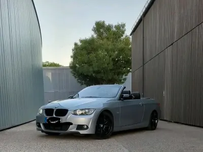 Gebraucht BMW 335 306 PS (225 kW) 2026 Silber Cabrio