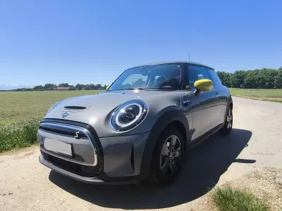 Gebraucht Mini Cooper SE Essential 135 kW (184 PS) 2021 Grau Kleinwagen