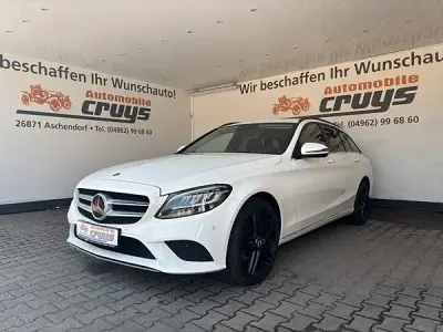 Gebraucht Mercedes C220 194 PS (142 kW) 2021 Weiß Limousine