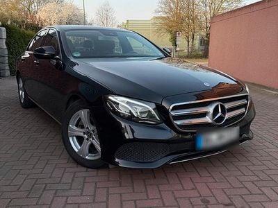Gebraucht Mercedes E220 Avantgarde 194 PS (142 kW) 2017 Schwarz Limousine