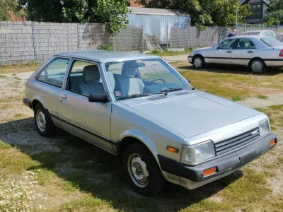 Używany Mazda 323 60 KM (44 kW) 1984 Srebrny Hatchback