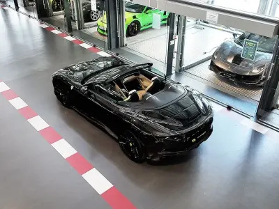 Gebraucht Ferrari Roma 620 PS (456 kW) 2024 Schwarz Cabrio