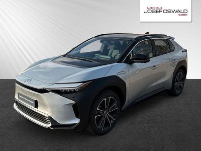 Gebraucht Toyota bZ4X Basis 160 kW (218 PS) 2022 Silber SUV
