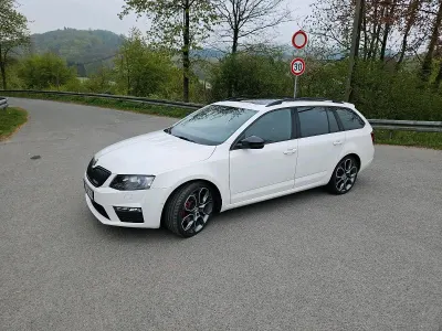 Gebraucht Skoda Octavia vRS 220 PS (161 kW) 2014 Weiß Kombi